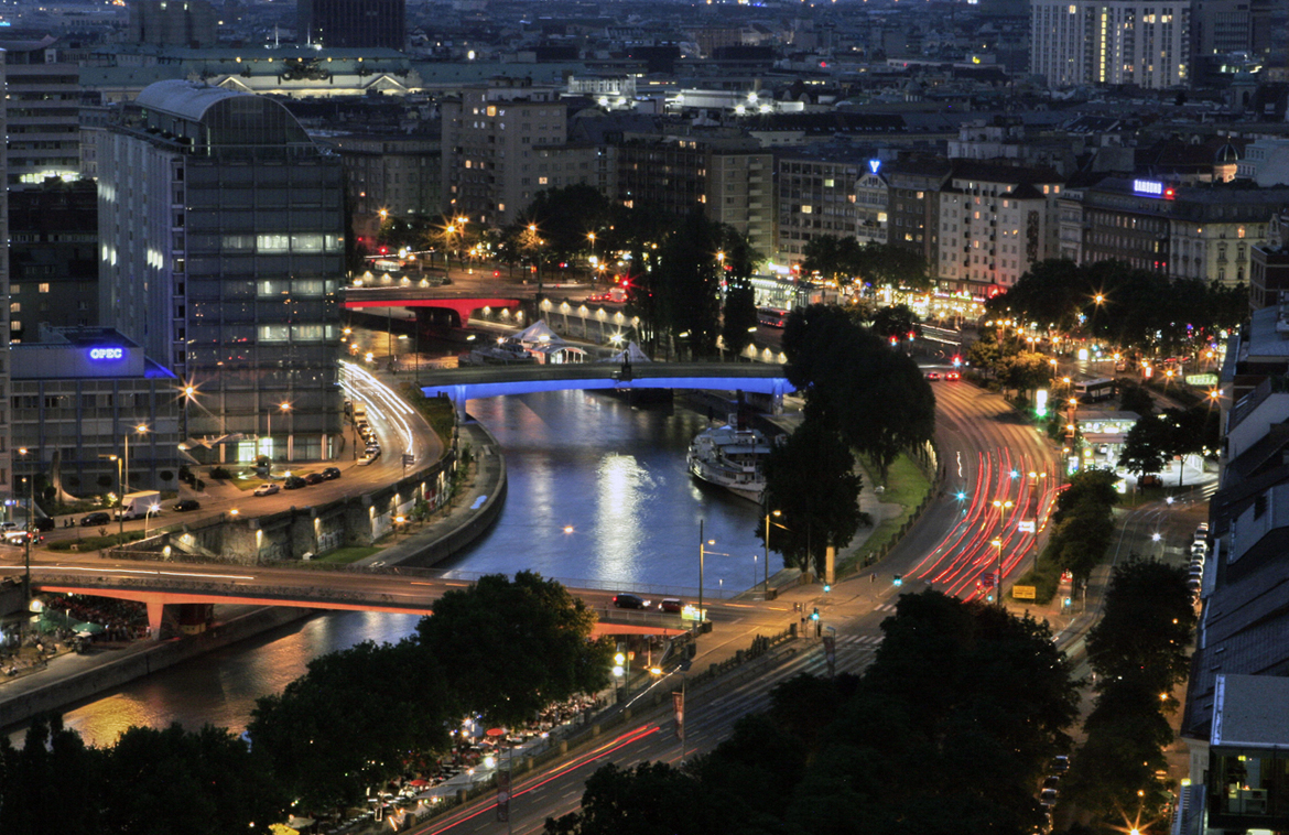 Donaukanal_Licht_podpod_design_Urban_Light