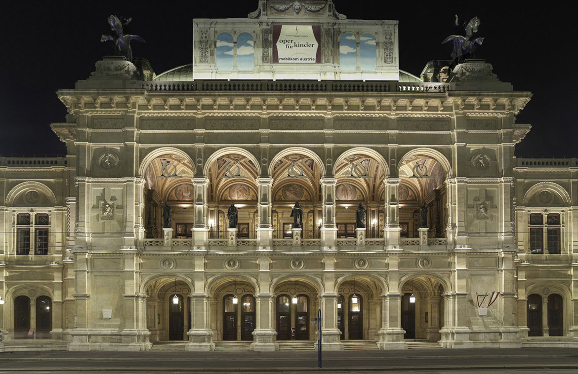 Wiener Staatsoper Fassadenbeleuchtung