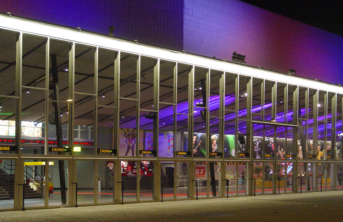 Wiener Stadthalle | podpod design ] light space object